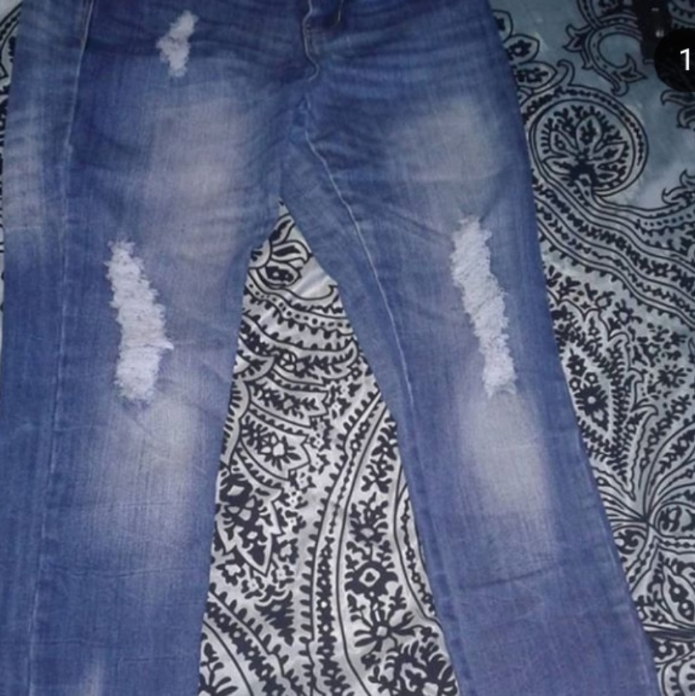Ripped jeans